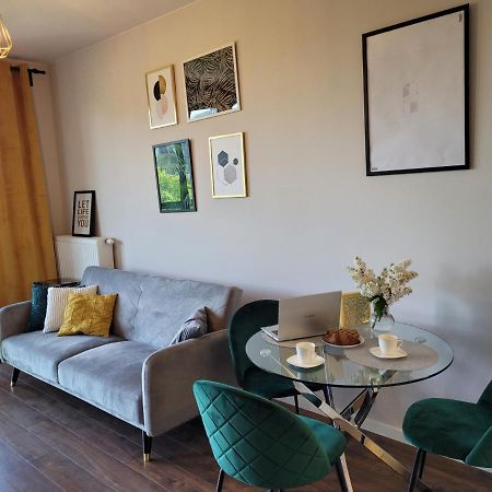 Vizzit Us Premium Apartments Marina Mokotow Warsawa Bagian luar foto